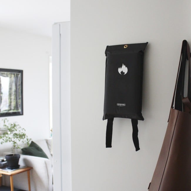 Housegard brandtæppe med silikoneovertræk, 120x180 cm, sort